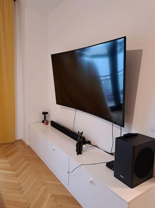 Classy Apartment With Parking In The City Center Bukurešť Exteriér fotografie