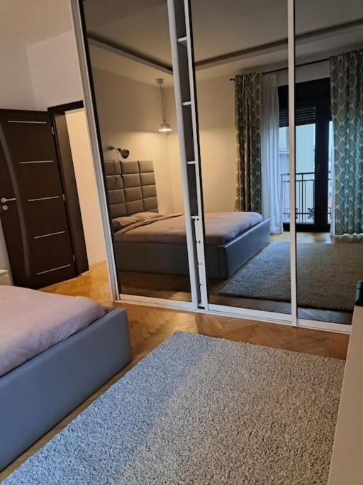 Classy Apartment With Parking In The City Center Bukurešť Exteriér fotografie